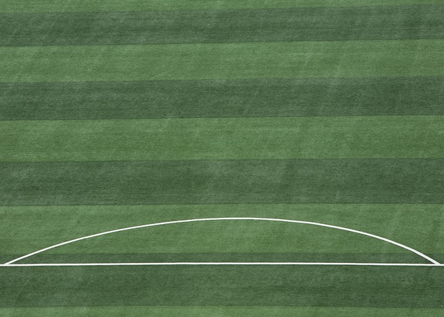 更尴尬的是 更尴尬的是