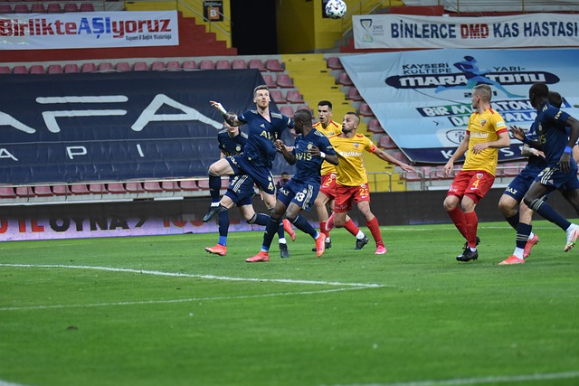 破对手防线 破对手防线